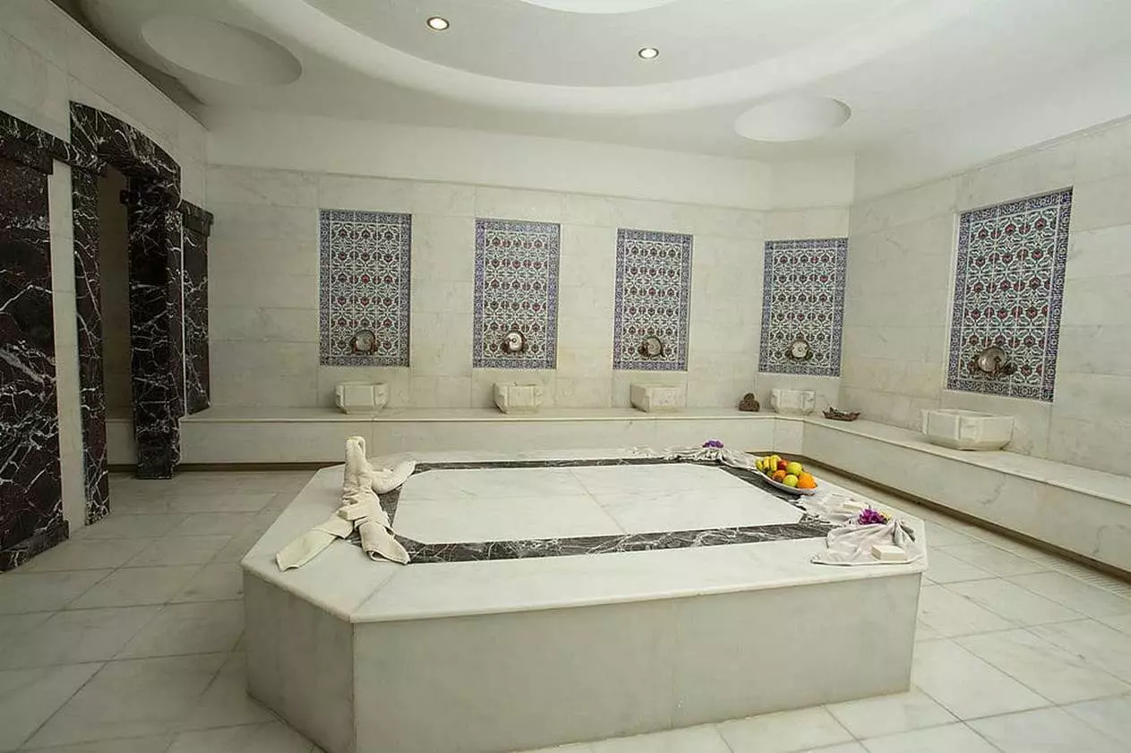 FAMERESIDENCE_SHABAVIZ (31).jpg